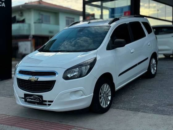 CHEVROLET SPIN 1.8 LT 8V FLEX 4P MANUAL CHEVROLET SPIN 1.8 LT 8V FLEX 4P MANUAL